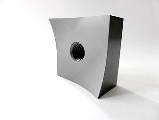 Schalenmesser mit spitzer Schneide